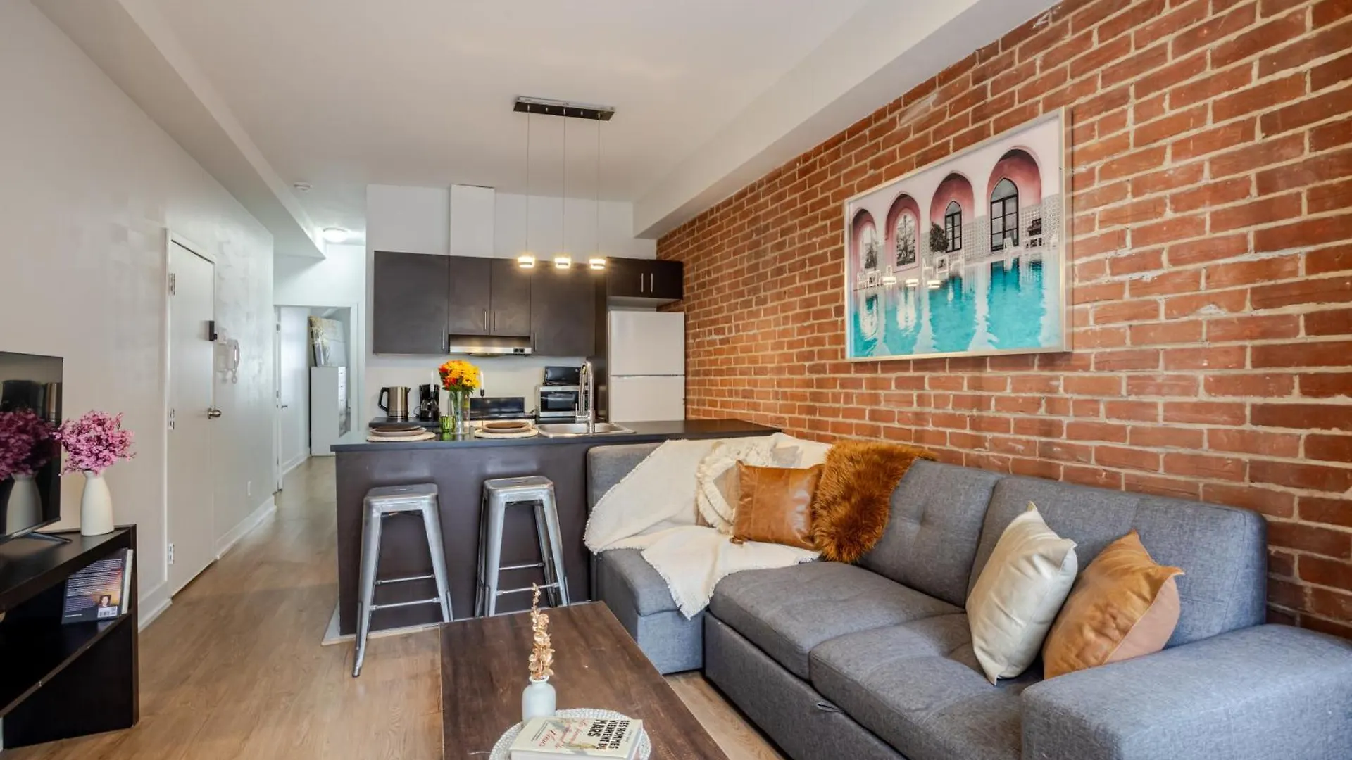 Central 2Bdr Condo On Bishop-Vibe Central Mtl Zw4 Montreal