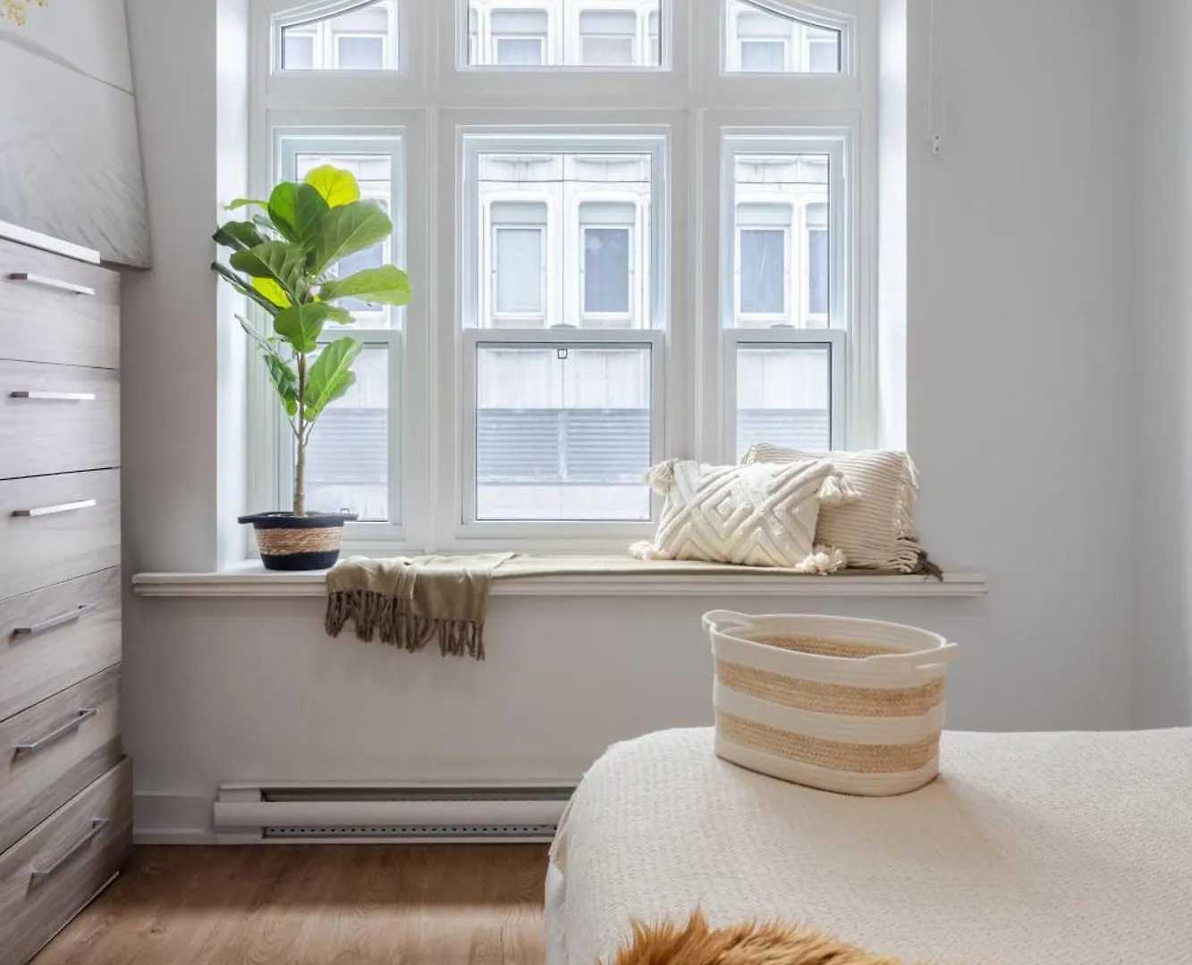 Central 2Bdr Condo On Bishop-Vibe Central Mtl مونتريال 0*,